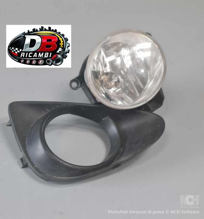 faretto-fendinebbia-paraurti-anteriore-dx-yaris-2013-p13