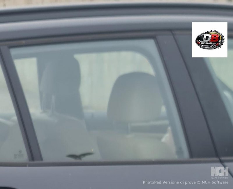 vetro-scendente-finestrino-posteriore-dx-bmw-x1-x25