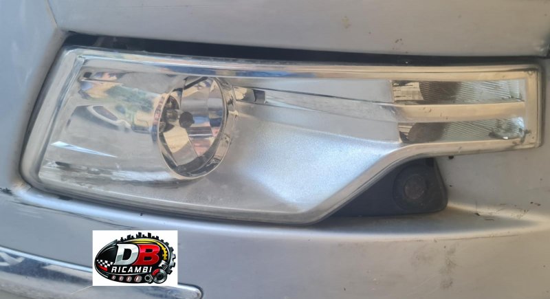 fendinebbia-anteriore-dx-citroen-c5-tourer-anno-2009
