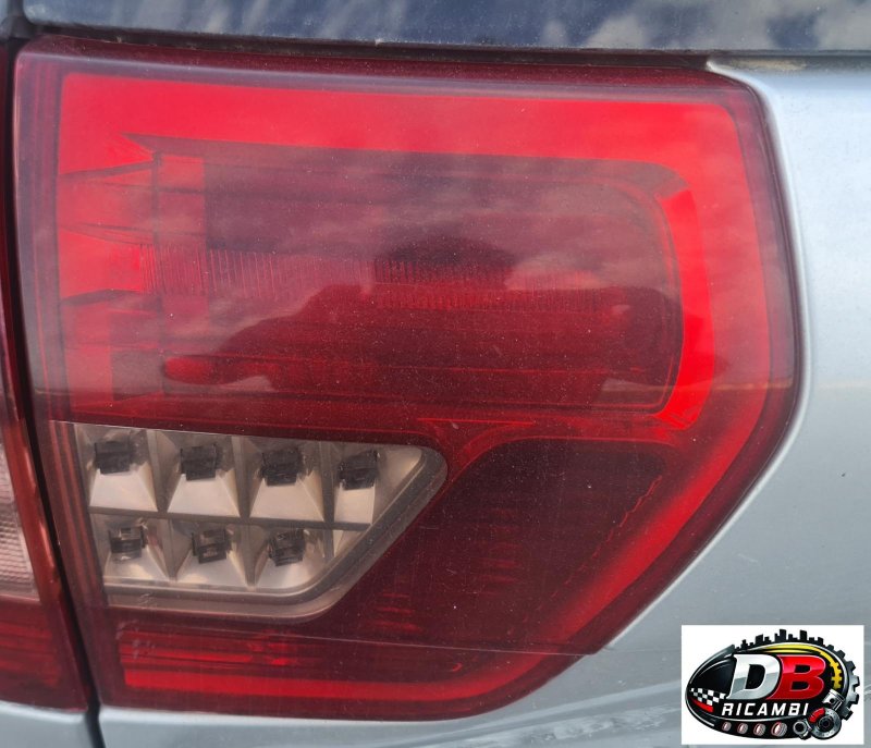 farofanale-posteriore-interno-sx-citroen-c5-tourer-anno-2009