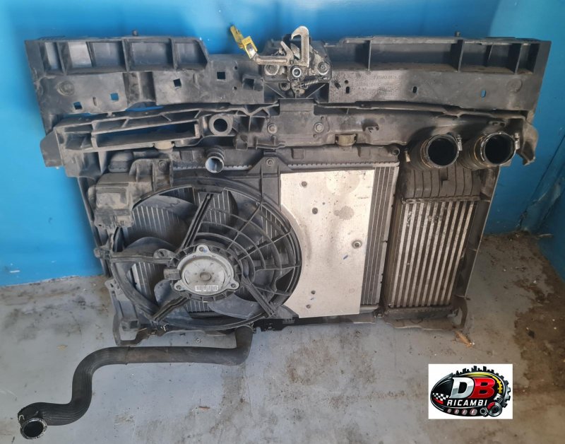 radiatori-con-calandra-citroen-c3-picasso-16-hdi-del-2010