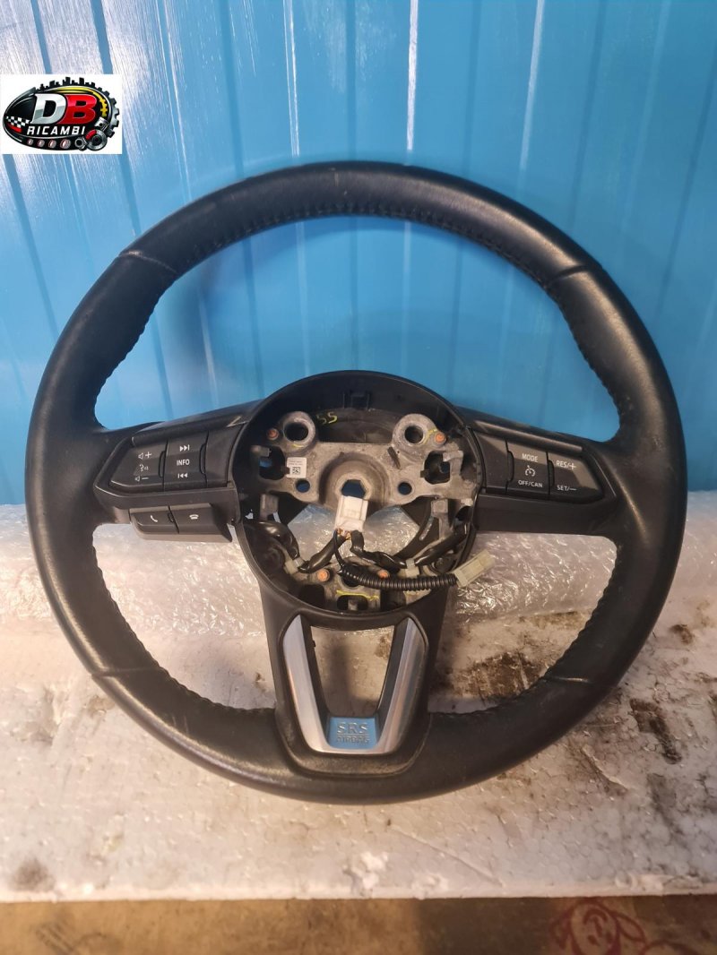 volante-mazda-2-15-benzina-skyactive