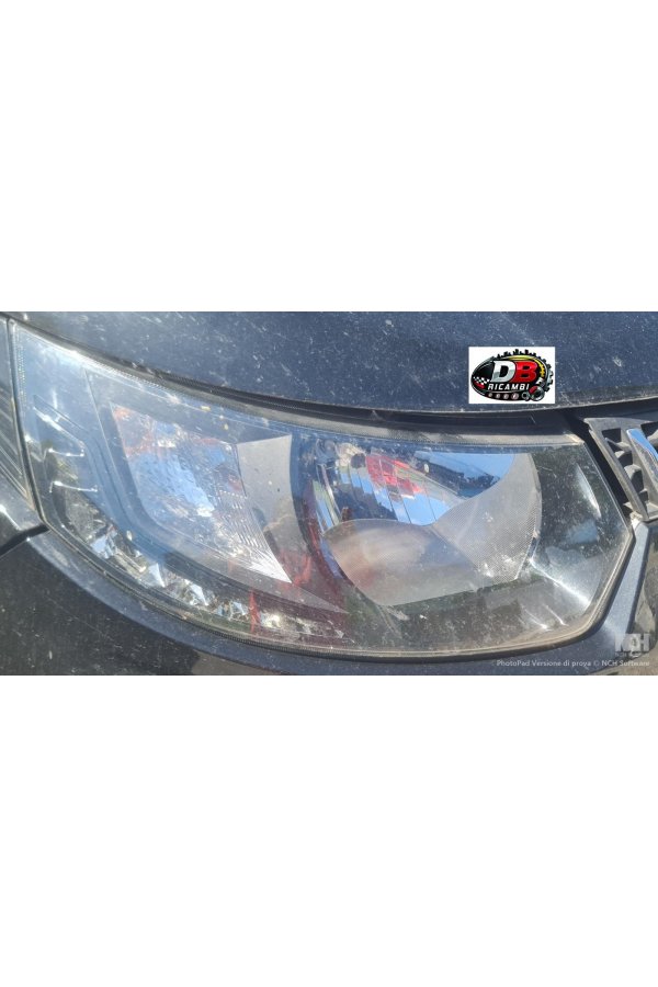 Faro Anteriore Dx Mahindra KUV100