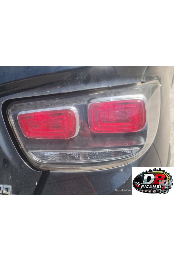 Faro/Fanale Posteriore Sx Mahindra KUV 100