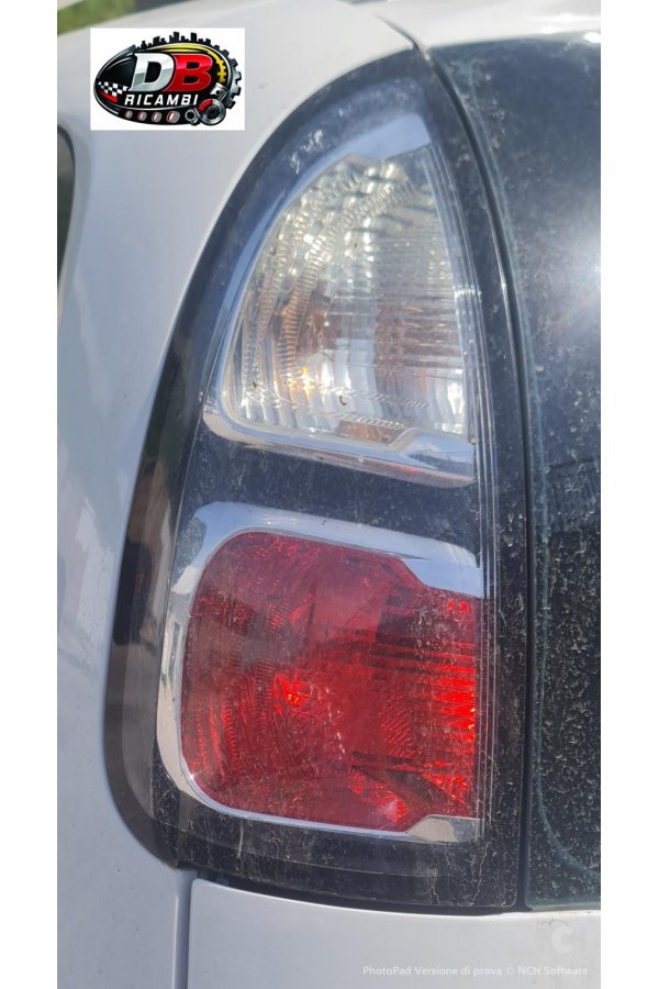 Faro/Gruppo ottico posteriore Sx Citroen C3 Picasso 1.6 Hdi del 2010